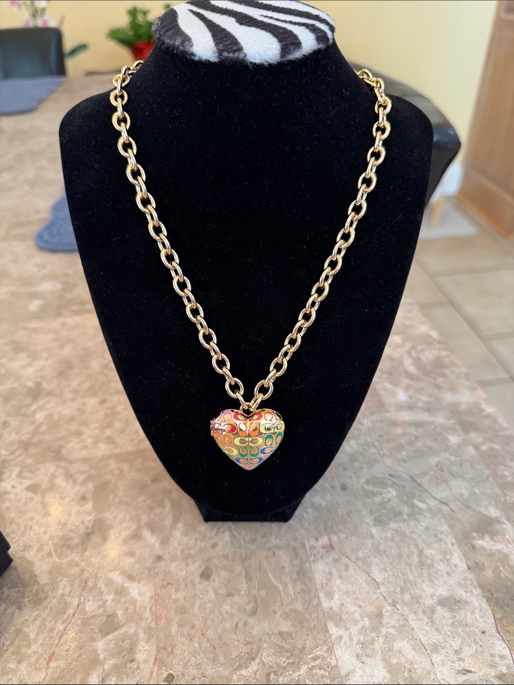 Coach Gold-Tone Link Necklace with Multicolor Enamel Heart Locket/pendant NWT - Picture 8 of 17